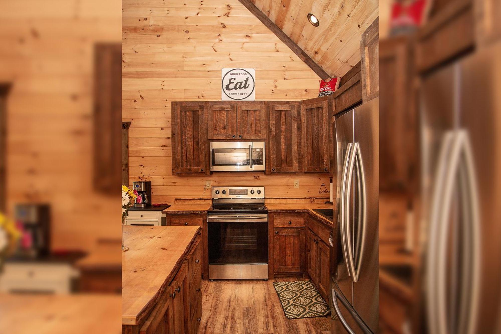 Adore The Smores Rustic Mountain Charm Outdoor Spaces And A Cozy Hot Tub Blue Ridge Luaran gambar