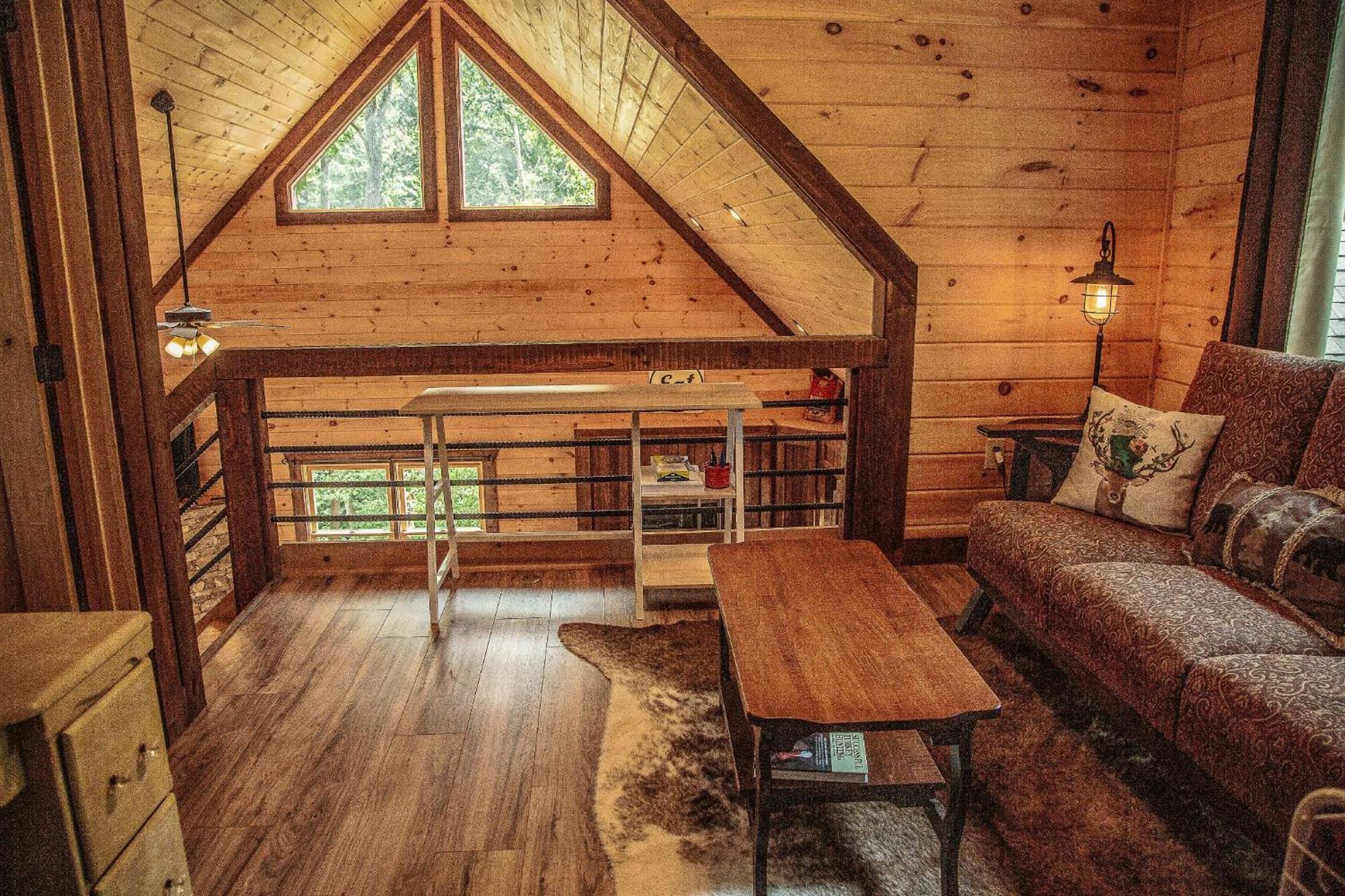 Adore The Smores Rustic Mountain Charm Outdoor Spaces And A Cozy Hot Tub Blue Ridge Luaran gambar